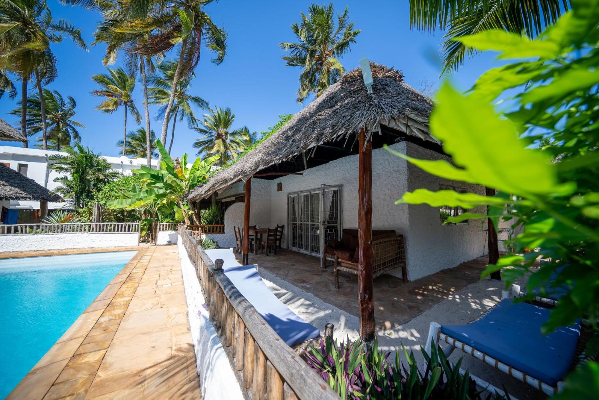 Villa Jiwe With Pool Zanzibarhouses Kiwengwa  Bagian luar foto